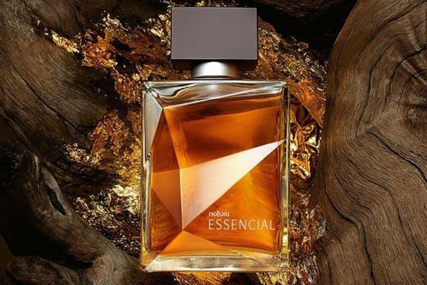 Com notas frescas para o verão, Louis Vuitton lança perfume